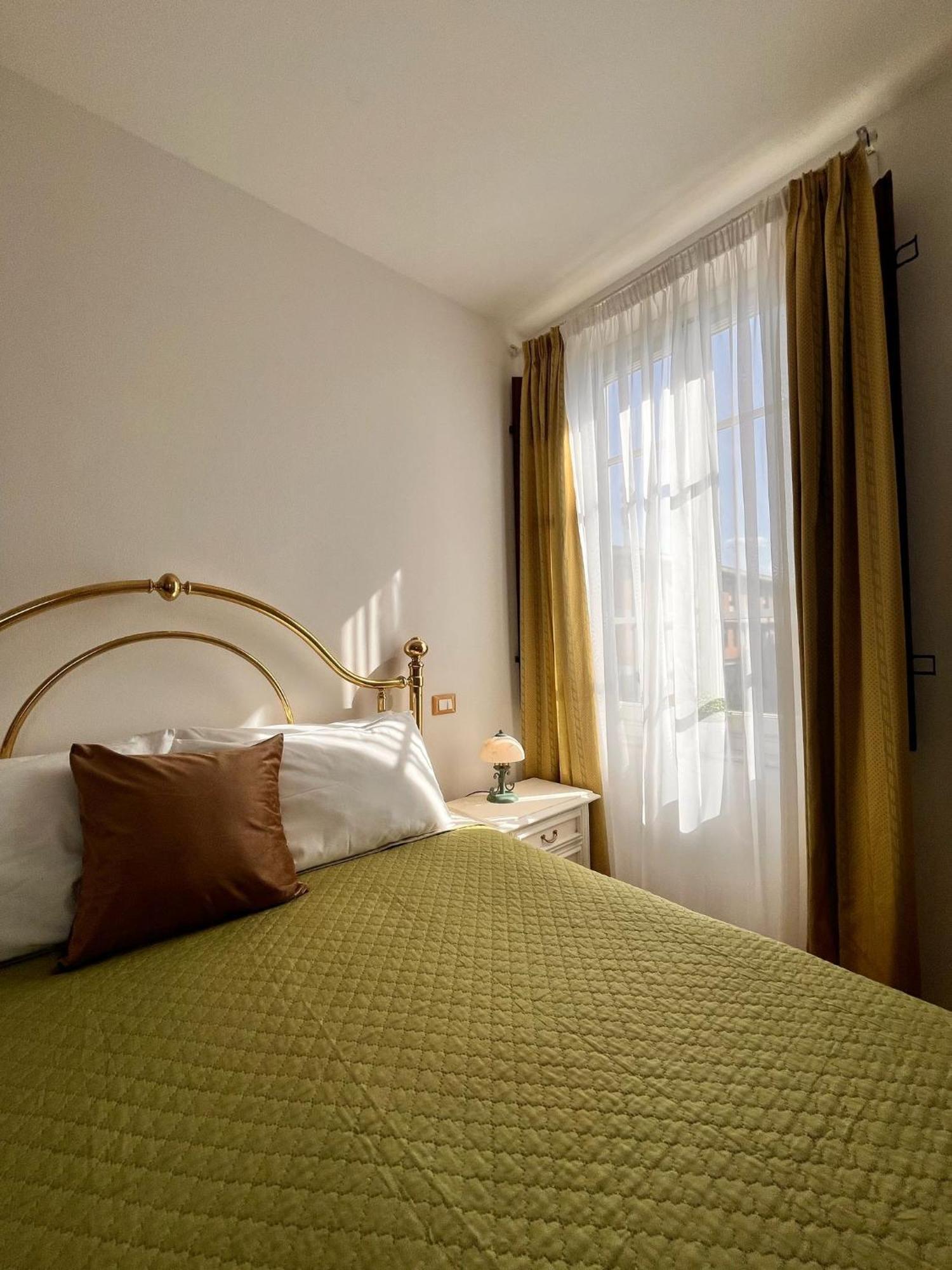 Charme Con Parcheggio Apartman Lucca Kültér fotó