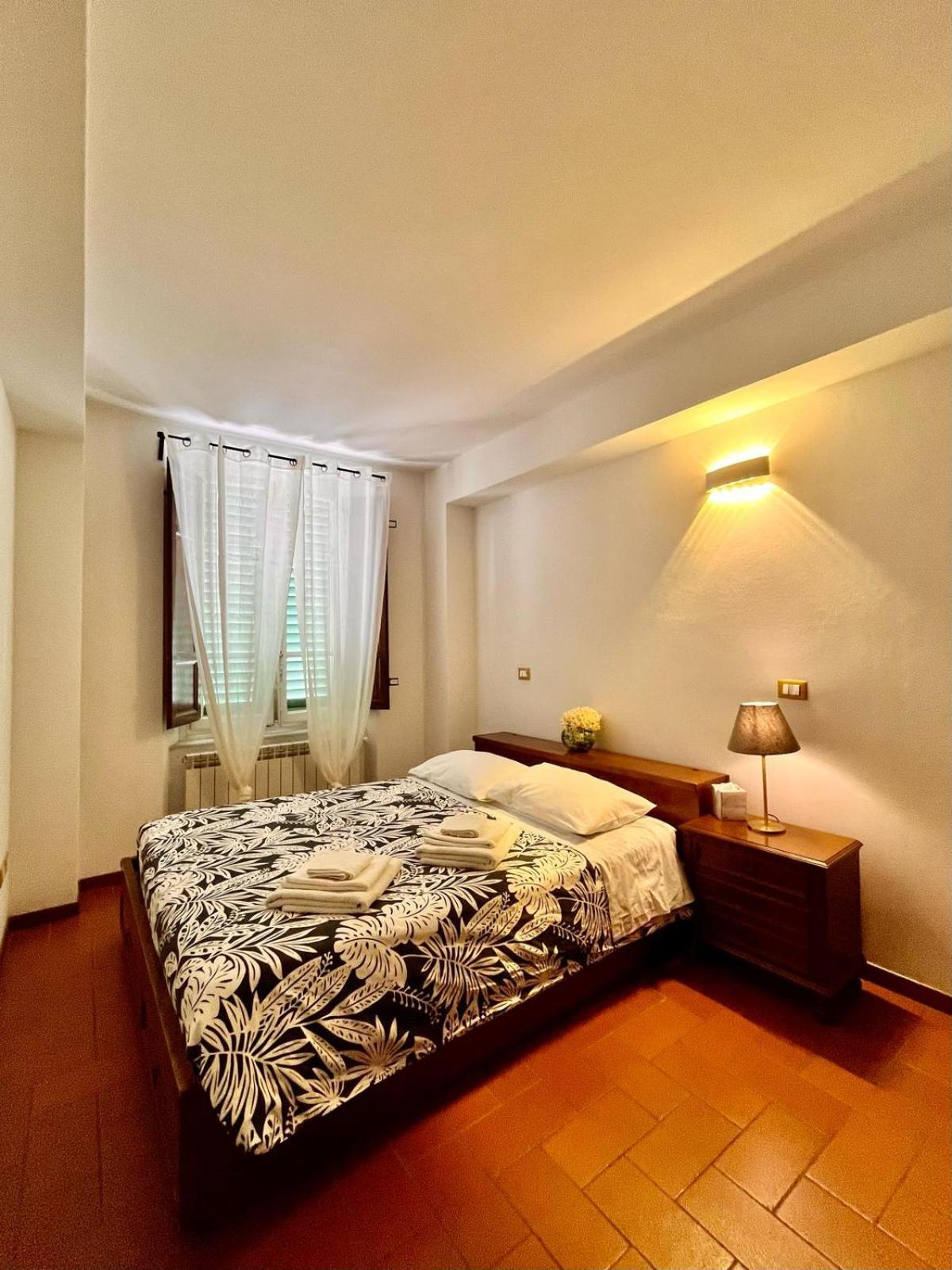 Charme Con Parcheggio Apartman Lucca Kültér fotó