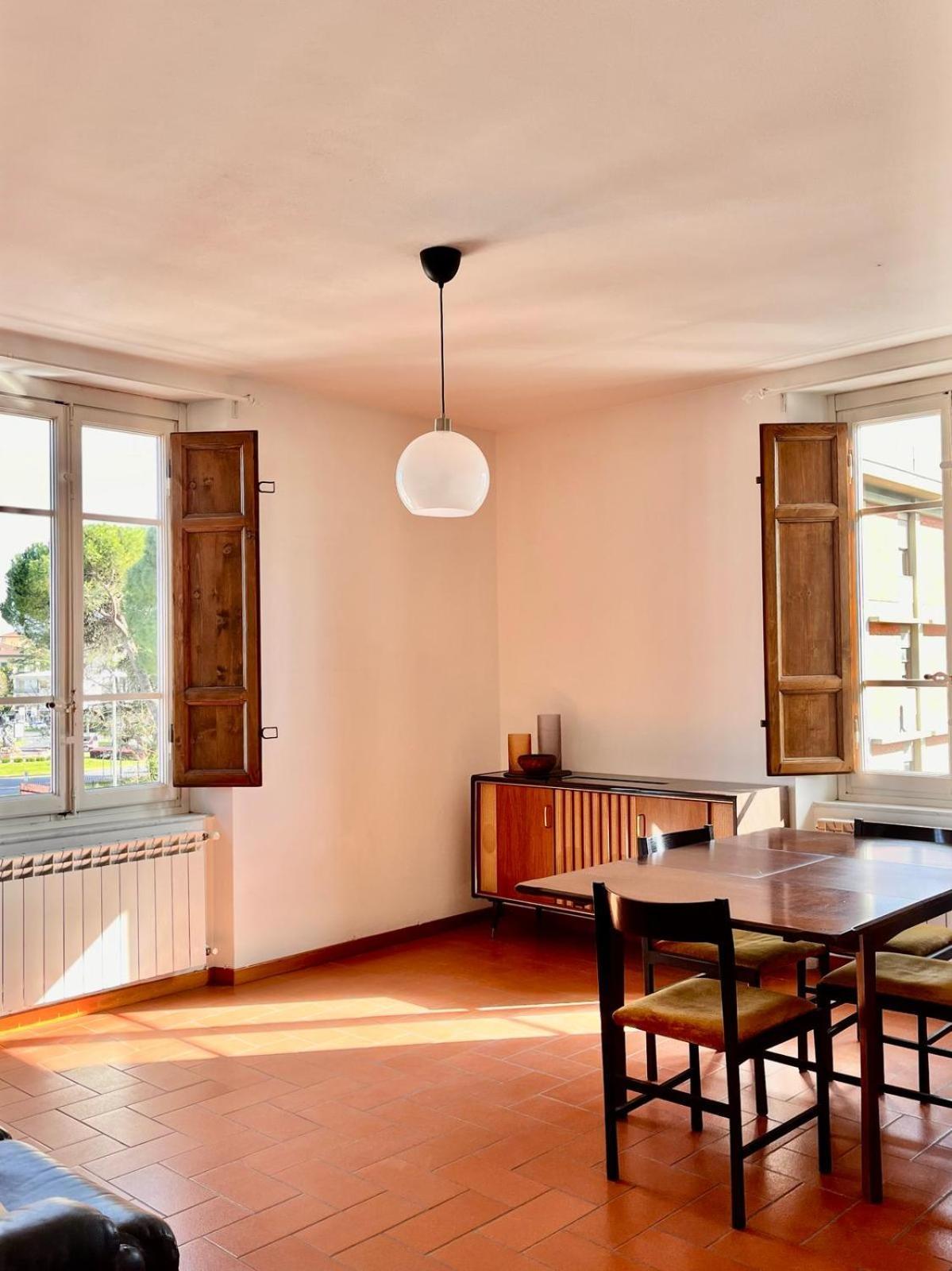 Charme Con Parcheggio Apartman Lucca Kültér fotó